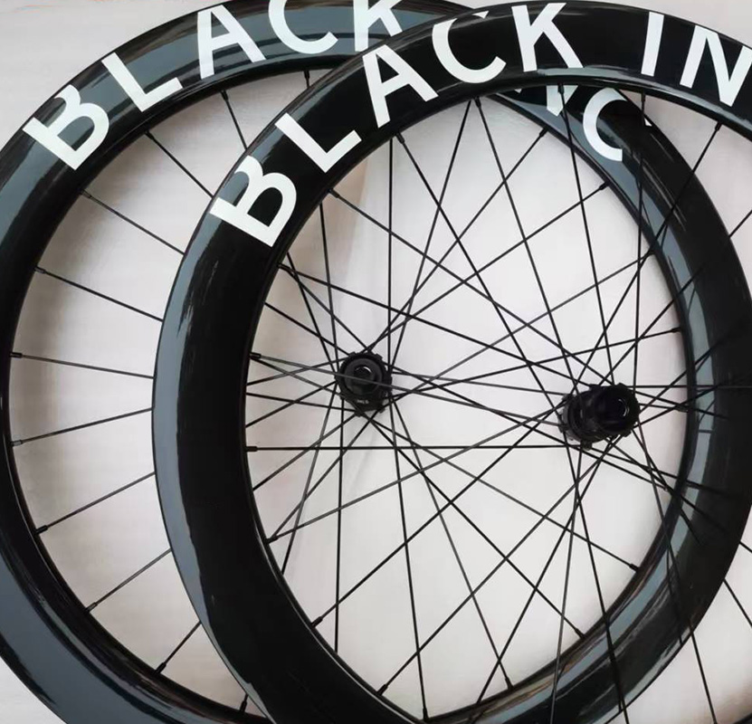 Gravel Bike Tires - 30mm breite Carbon-Gravel-Scheibenlaufräder mit Ratchet-Keramik-Naben, individuellem